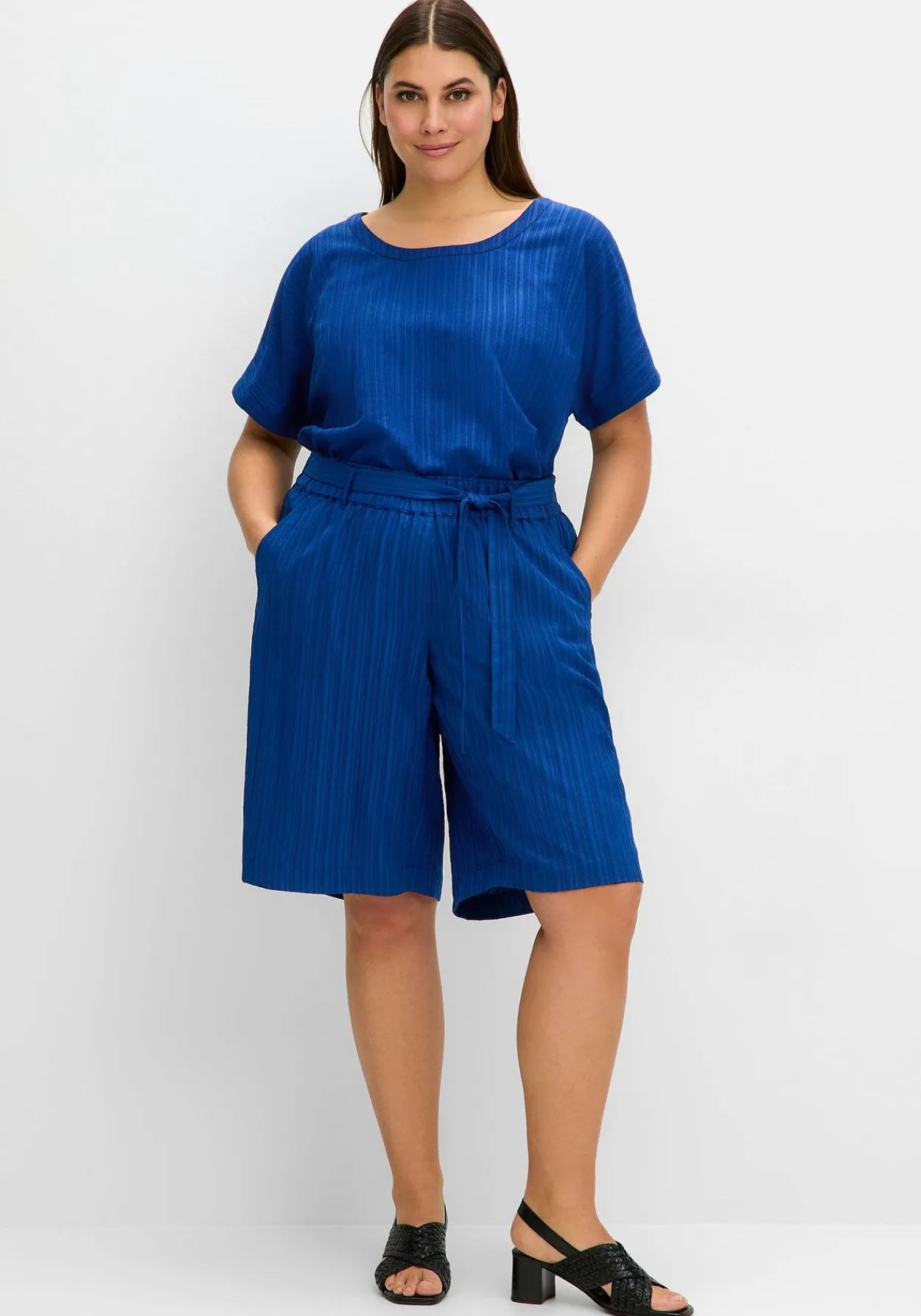 Weite Bermudas in Struktur-Qualität, mit Schlupfbund<sheego Discount