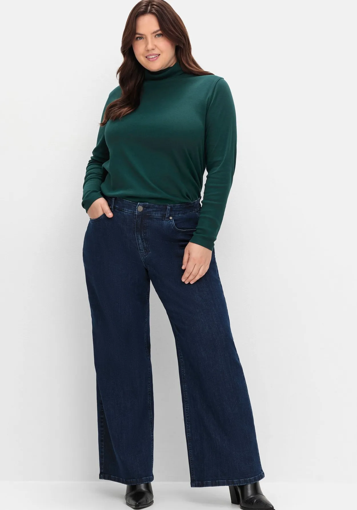 Weite High-Waist-Jeans im Curvy-Schnitt ELLA<sheego Outlet
