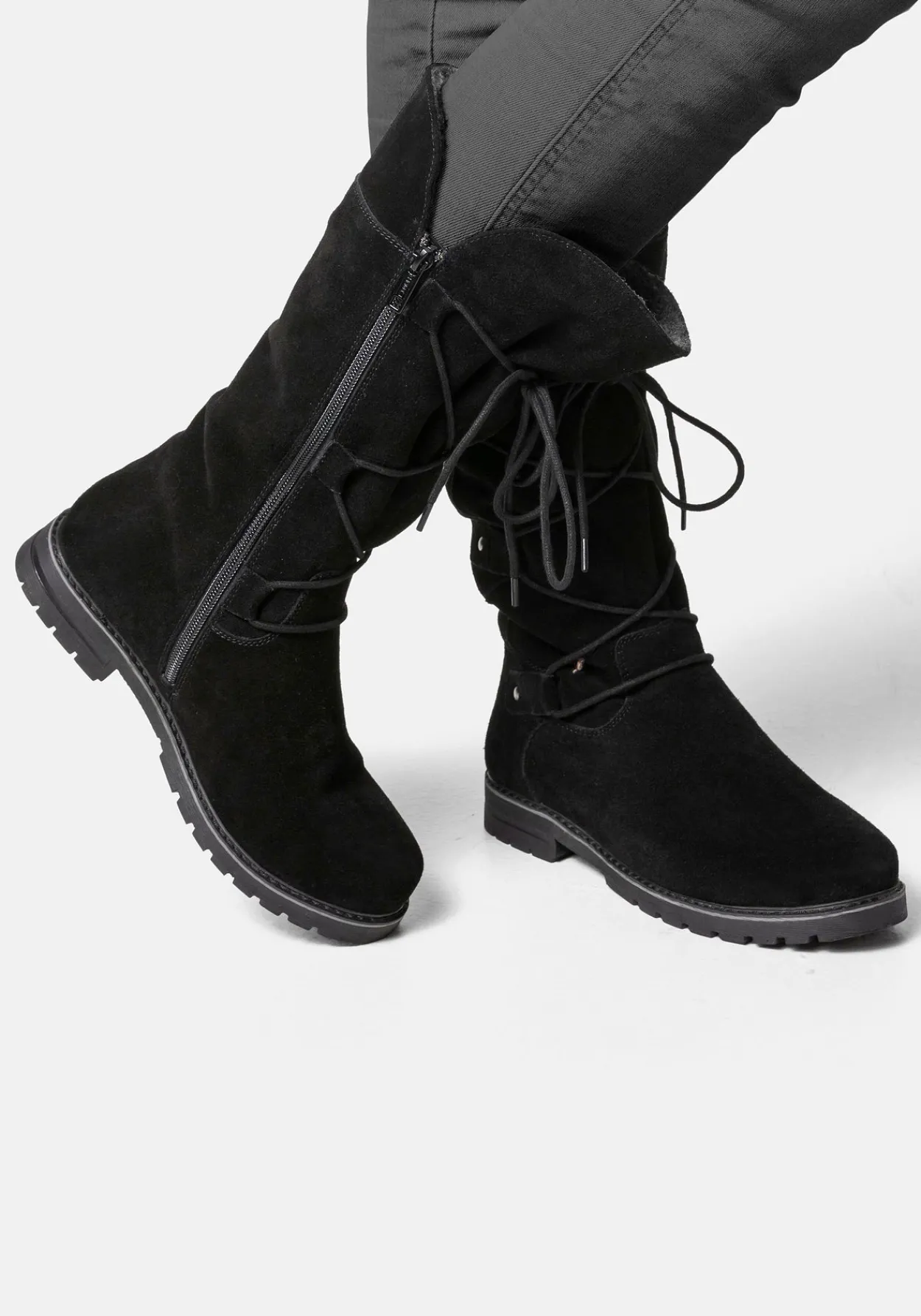Weitschaftstiefel aus Leder mit Schnürung<sheego Sale